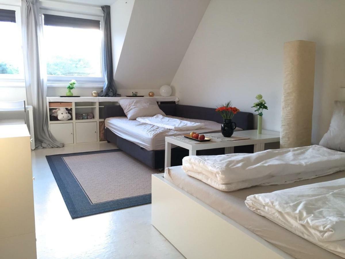 Grosses Helles Zimmer + Eigenes Bad Hamburg Eksteriør bilde